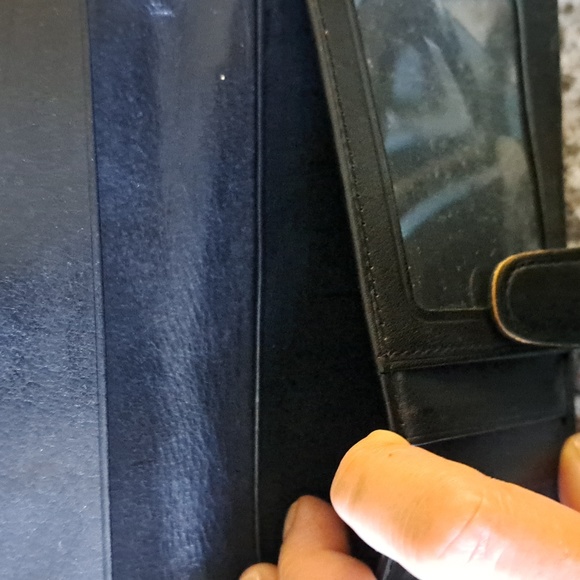 Coach Vintage Wallet - Picture 6 of 16